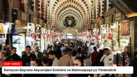 Ramazan Bayramı Alışverişleri Eminönü ve Mahmutpaşa’ya Yönlendirdi